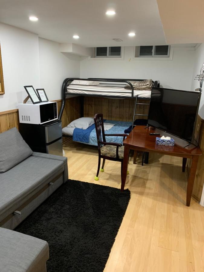 Big Oasis Studio Near Airport Yyz Hotel Торонто Екстериор снимка