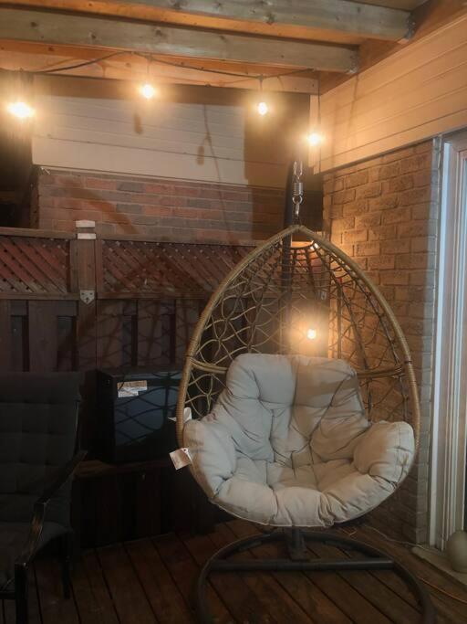 Big Oasis Studio Near Airport Yyz Hotel Торонто Екстериор снимка