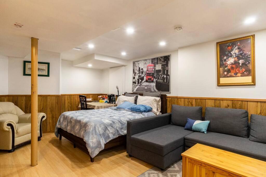 Big Oasis Studio Near Airport Yyz Hotel Торонто Екстериор снимка