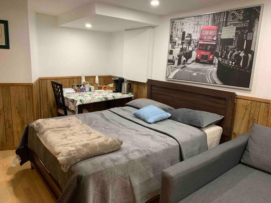 Big Oasis Studio Near Airport Yyz Hotel Торонто Екстериор снимка